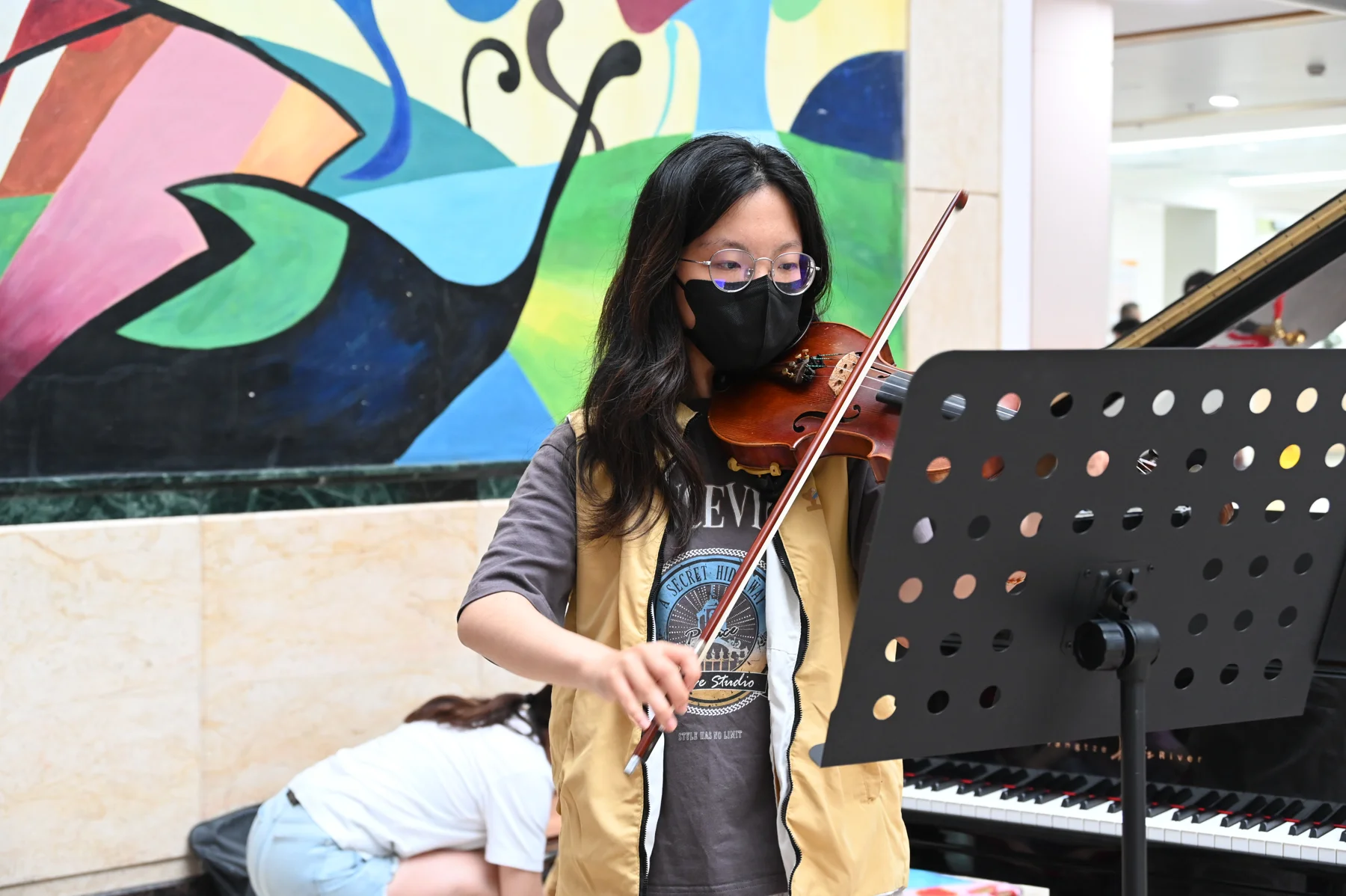 Hands On Shanghai — Volunteer Performances at Hospitals — image 4